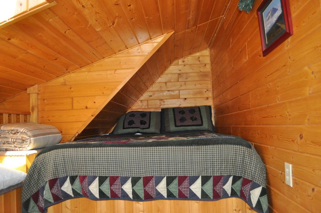 Rocky Ridge Country Lodge Mountain View 部屋 写真