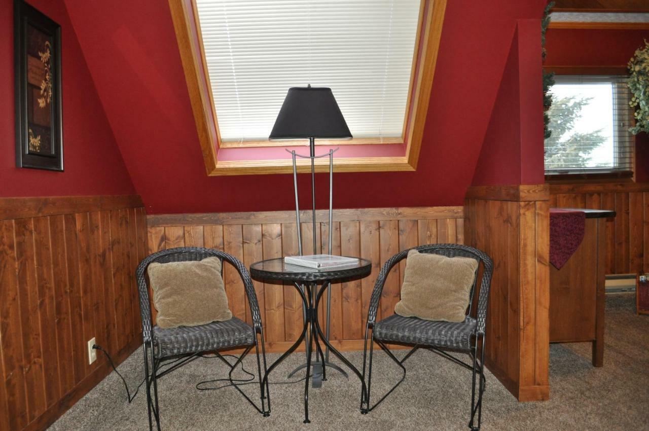Rocky Ridge Country Lodge Mountain View エクステリア 写真